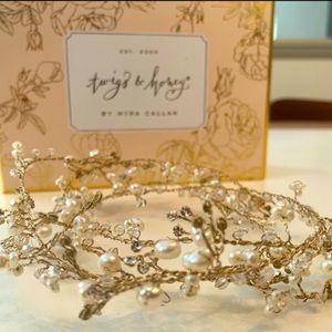 Twigs & Honey Hair Vine